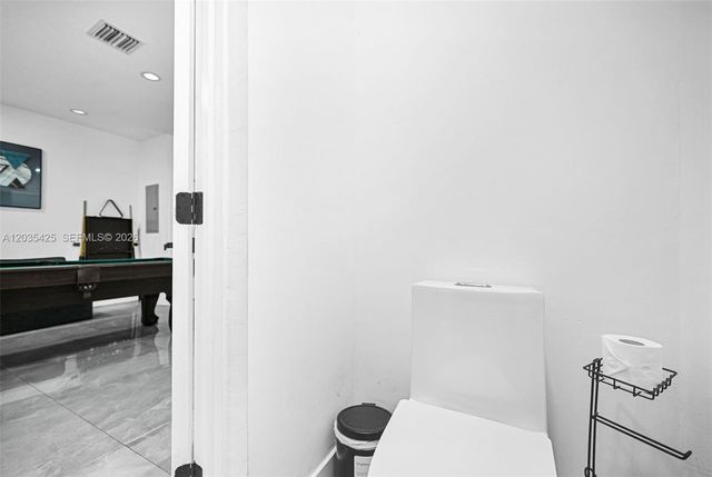 112 NW 53rd Street 112, Miami, FL 33127