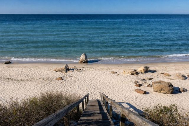 235 Cemetery Road, East Marion, NY 11939