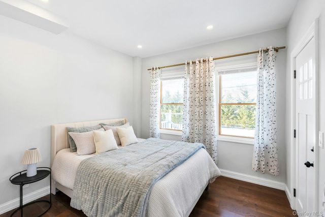 235 Cemetery Road, East Marion, NY 11939