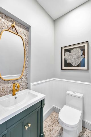 235 Cemetery Road, East Marion, NY 11939