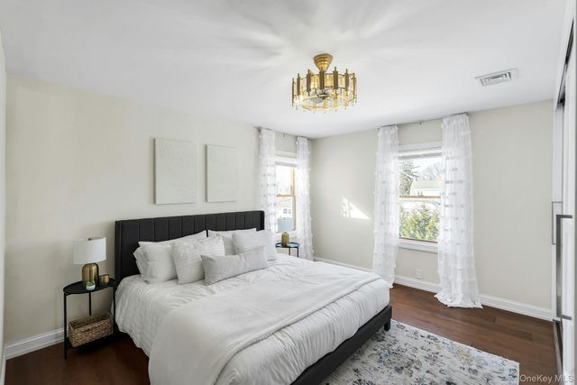 235 Cemetery Road, East Marion, NY 11939