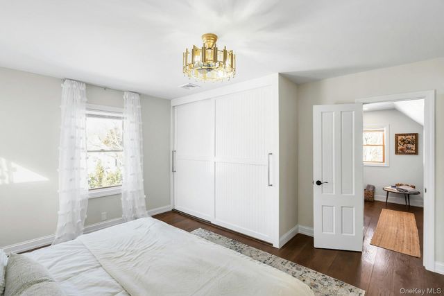 235 Cemetery Road, East Marion, NY 11939