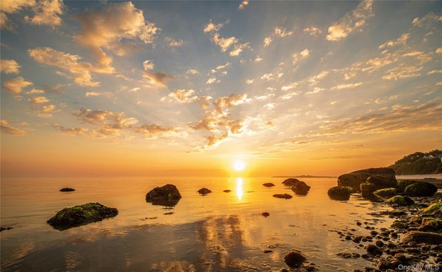 235 Cemetery Road, East Marion, NY 11939