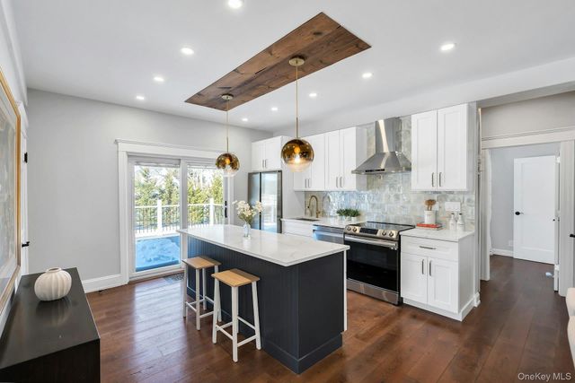 235 Cemetery Road, East Marion, NY 11939