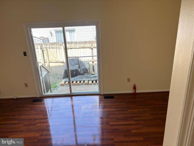 3021 SOUTH GRV, Upper Marlboro, MD 20774