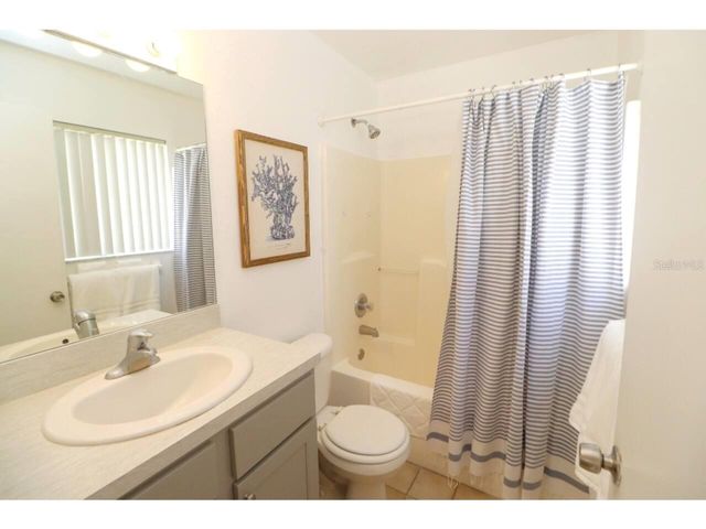 906 E 11TH AVENUE, New Smyrna Beach, FL 32169