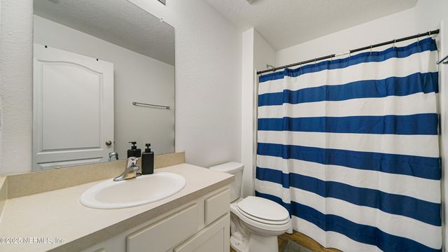 4004 CHIHUAHUA Court, Jacksonville, FL 32218