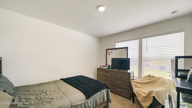 4004 CHIHUAHUA Court, Jacksonville, FL 32218