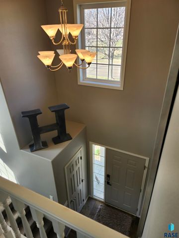 6404 S Audie Dr Drive, Sioux Falls, SD 57108