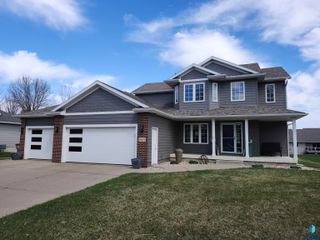 6404 S Audie Dr Drive, Sioux Falls, SD 57108
