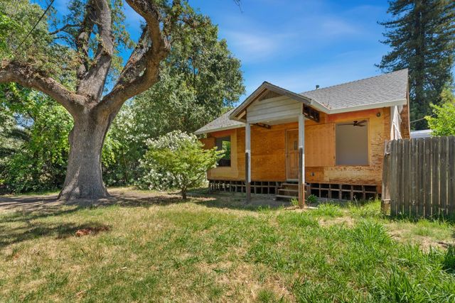 36563 S Center St, Clarksburg, CA 95612