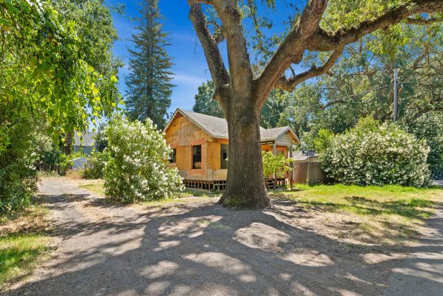 36563 S Center St, Clarksburg, CA 95612