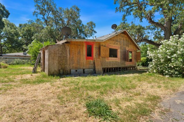 36563 S Center St, Clarksburg, CA 95612