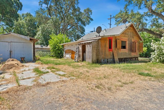 36563 S Center St, Clarksburg, CA 95612