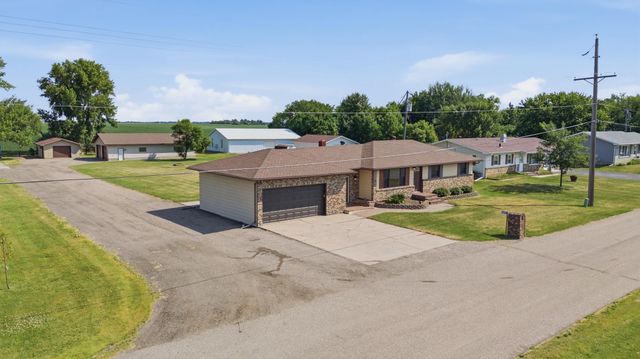 6378 10th Street SW, Glyndon, MN 56547
