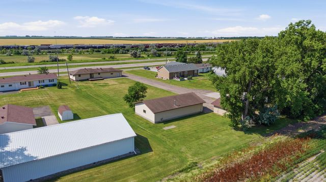 6378 10th Street SW, Glyndon, MN 56547