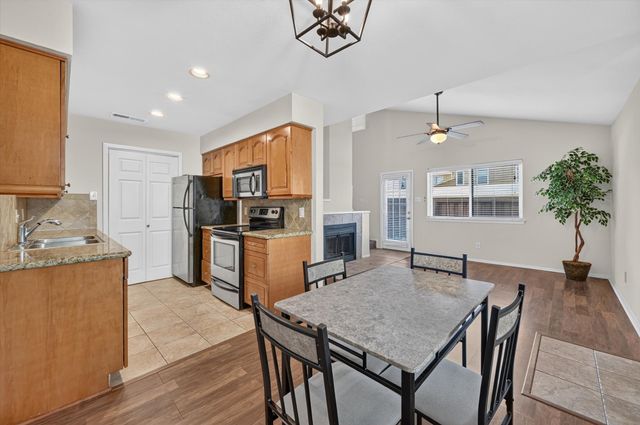 5728 Cedar Creek Drive 5728, Benbrook, TX 76109
