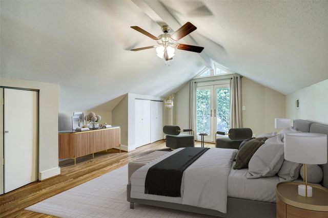 713 Sue Barnett Drive, Houston, TX 77018