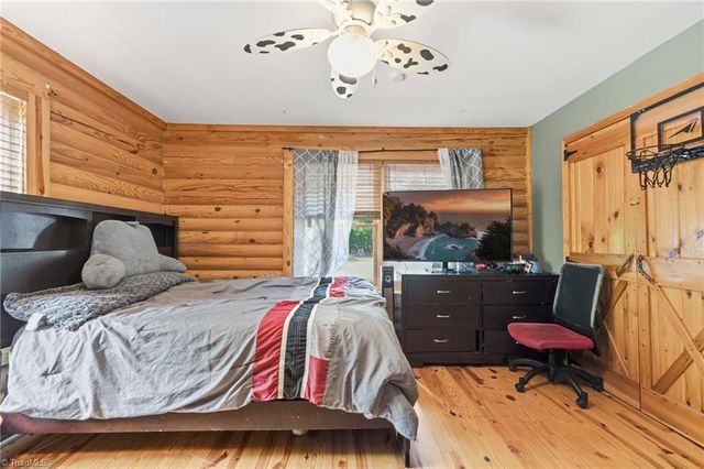 758 Nc Highway 62 E, Pleasant Garden, NC 27313