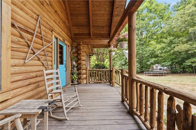 758 Nc Highway 62 E, Pleasant Garden, NC 27313