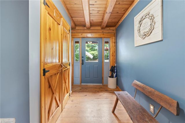 758 Nc Highway 62 E, Pleasant Garden, NC 27313