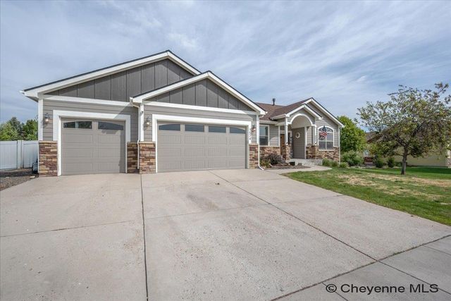 7524 LEGACY PARKWAY, Cheyenne, WY 82009