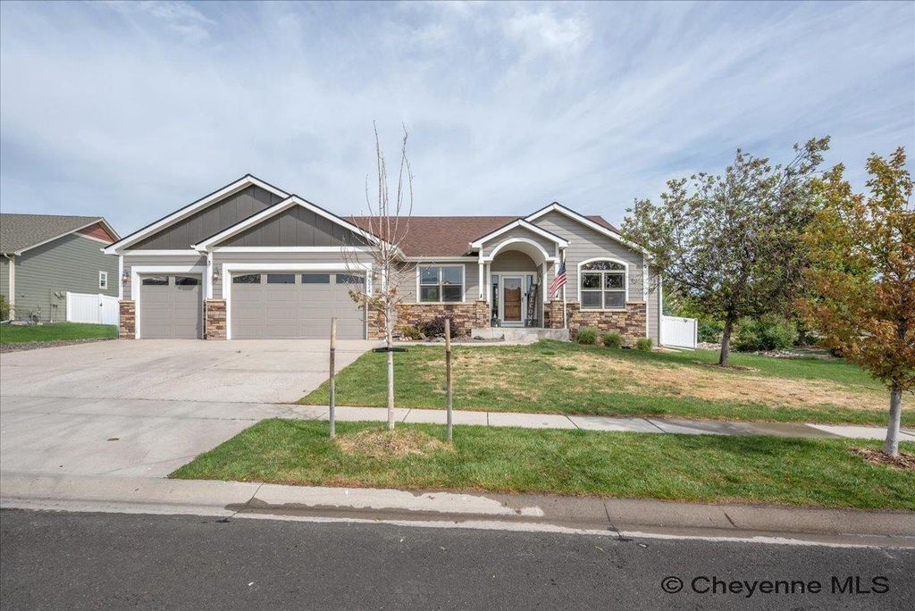 7524 LEGACY PARKWAY, Cheyenne, WY 82009