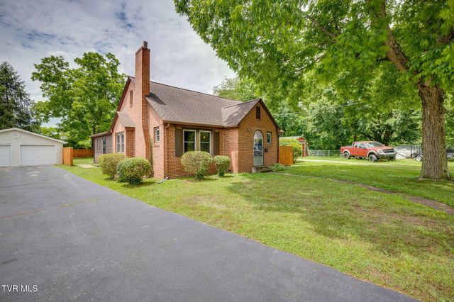 1623 Woodside Drive, Kingsport, TN 37664