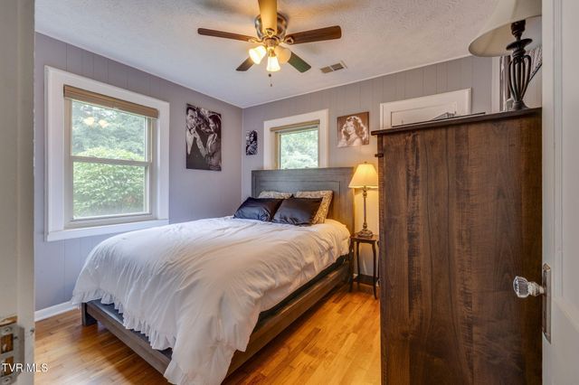 1623 Woodside Drive, Kingsport, TN 37664