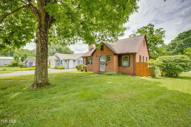 1623 Woodside Drive, Kingsport, TN 37664