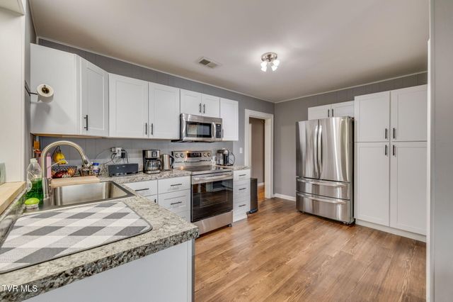 1623 Woodside Drive, Kingsport, TN 37664