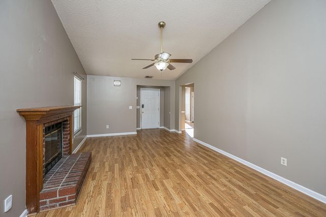 218 Okehampton Drive, Goose Creek, SC 29445