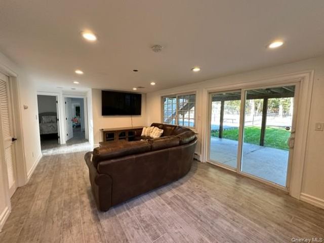 44 Eisenhower Drive, East Quogue, NY 11942