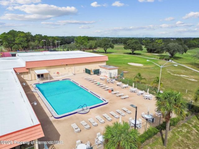 16048 Brookridge Boulevard, Brooksville, FL 34613