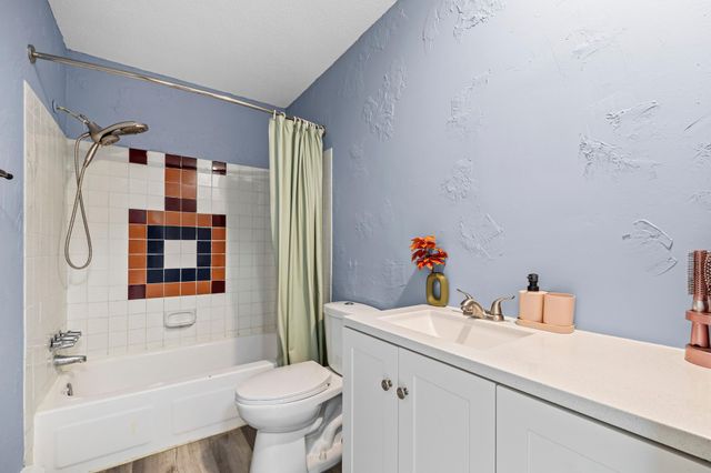 12964 Nicollet Avenue 301, Burnsville, MN 55337