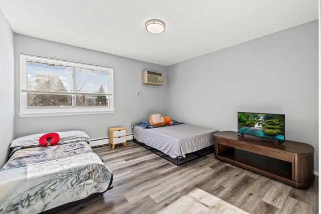 12964 Nicollet Avenue 301, Burnsville, MN 55337