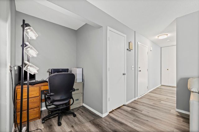 12964 Nicollet Avenue 301, Burnsville, MN 55337