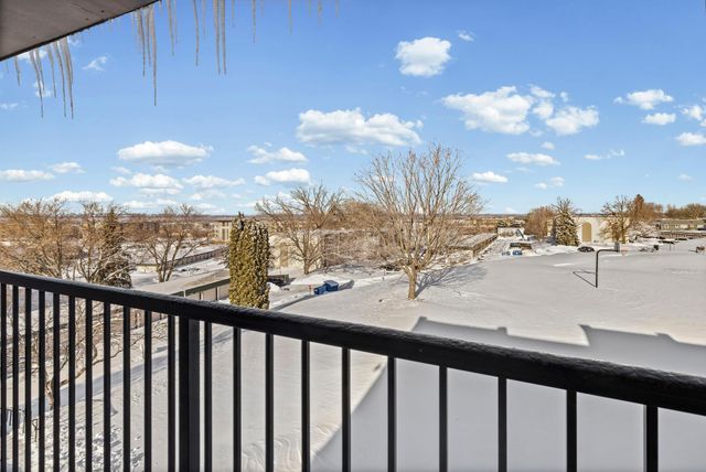 12964 Nicollet Avenue 301, Burnsville, MN 55337