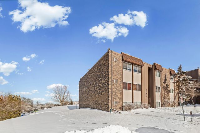 12964 Nicollet Avenue 301, Burnsville, MN 55337