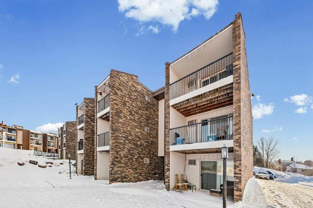 12964 Nicollet Avenue 301, Burnsville, MN 55337