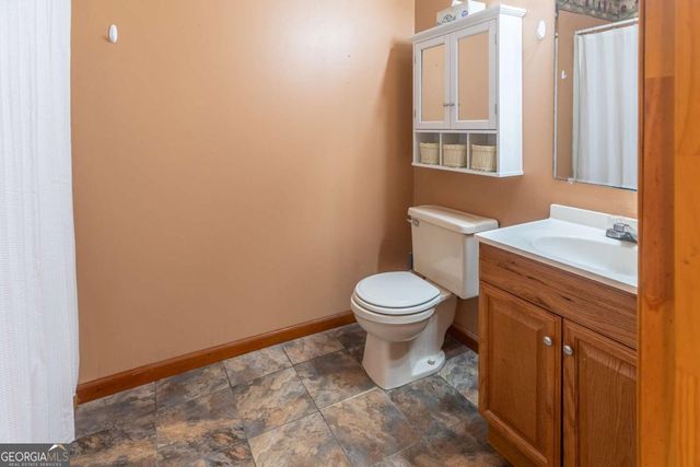 1656 T O Jones Road, Reidsville, GA 30453