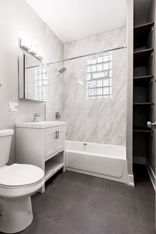 4552 S Indiana Avenue, Chicago, IL 60653