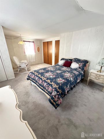 107 Zoar Place, Middlesex, NJ 08846