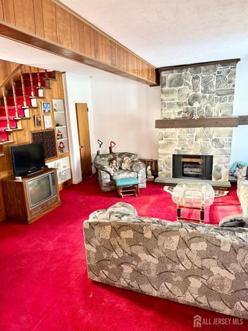 107 Zoar Place, Middlesex, NJ 08846