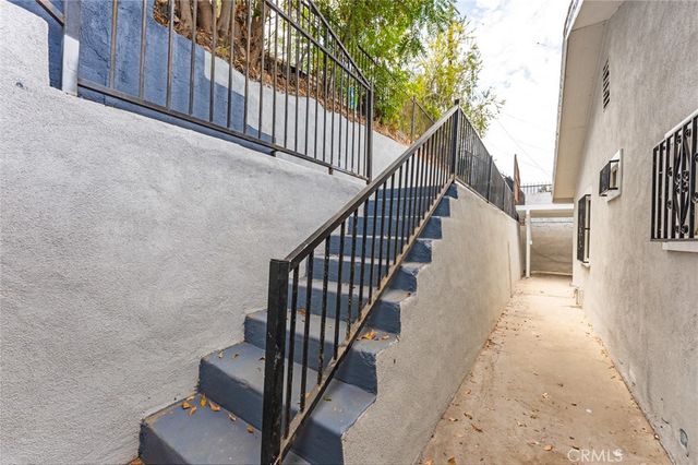 4360 Huntington Drive S, Los Angeles, CA 90032