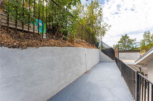 4360 Huntington Drive S, Los Angeles, CA 90032