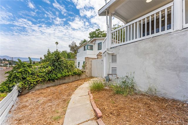4360 Huntington Drive S, Los Angeles, CA 90032