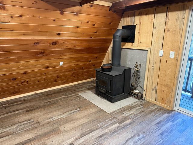 392 Boards Crossing Rd, Arnold, CA 95223