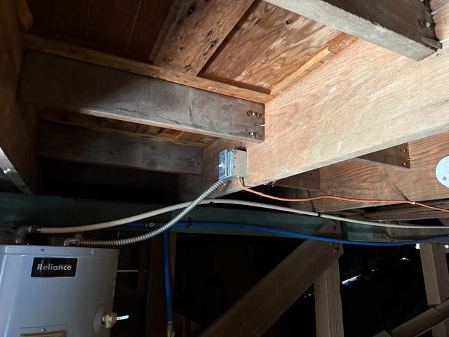 392 Boards Crossing Rd, Arnold, CA 95223