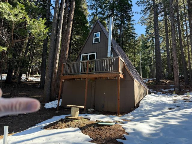 392 Boards Crossing Rd, Arnold, CA 95223